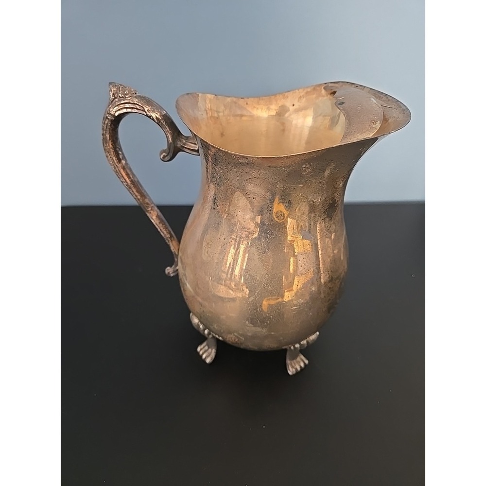 Vintage Leonard Silverplate Footed‎ Water Pitcher With Ice Lip 8.5" Silver Plate